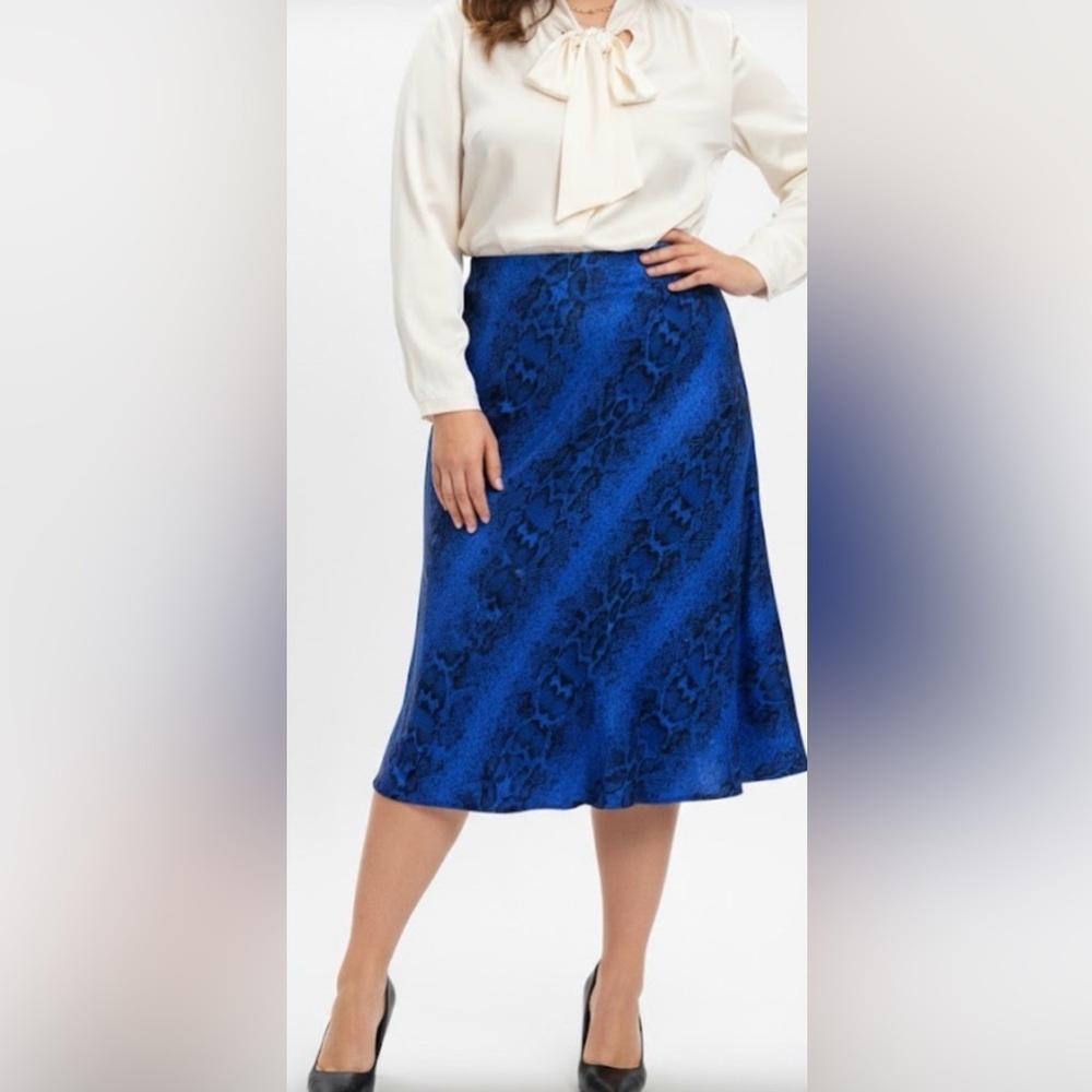 PLUS SIZE SKIRT Bar III Blue and Black A-Line Skirt